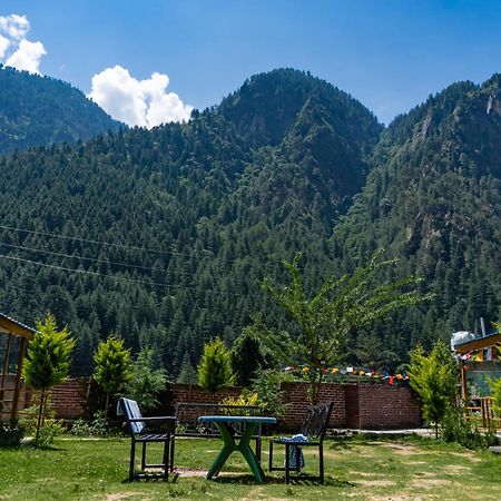 Lee Garden Himalayan Wooden Cottages Kasol Exteriör bild