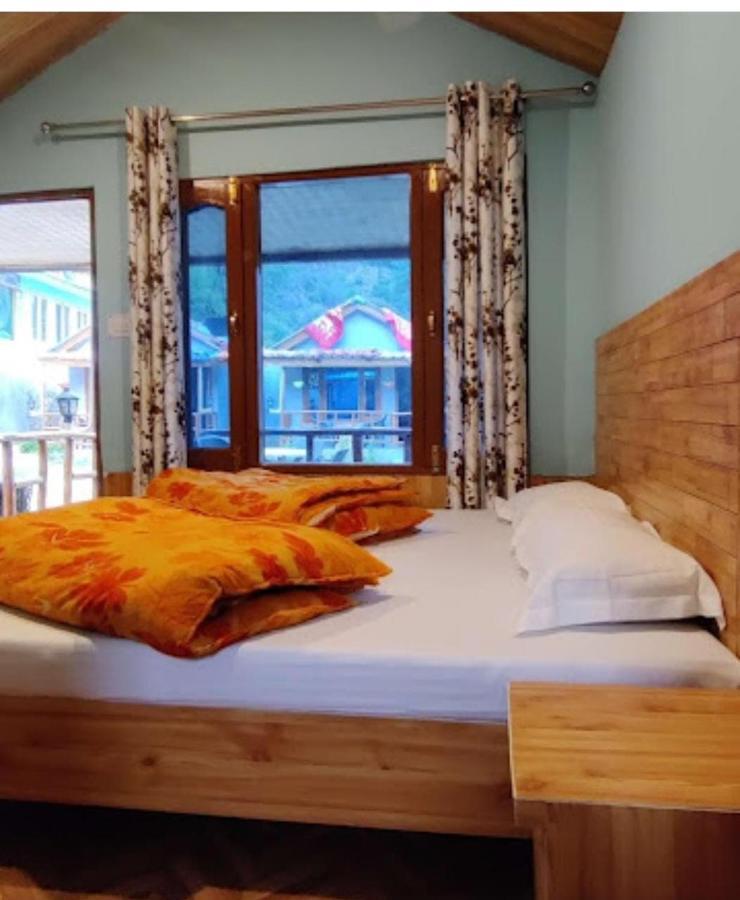 Lee Garden Himalayan Wooden Cottages Kasol Exteriör bild