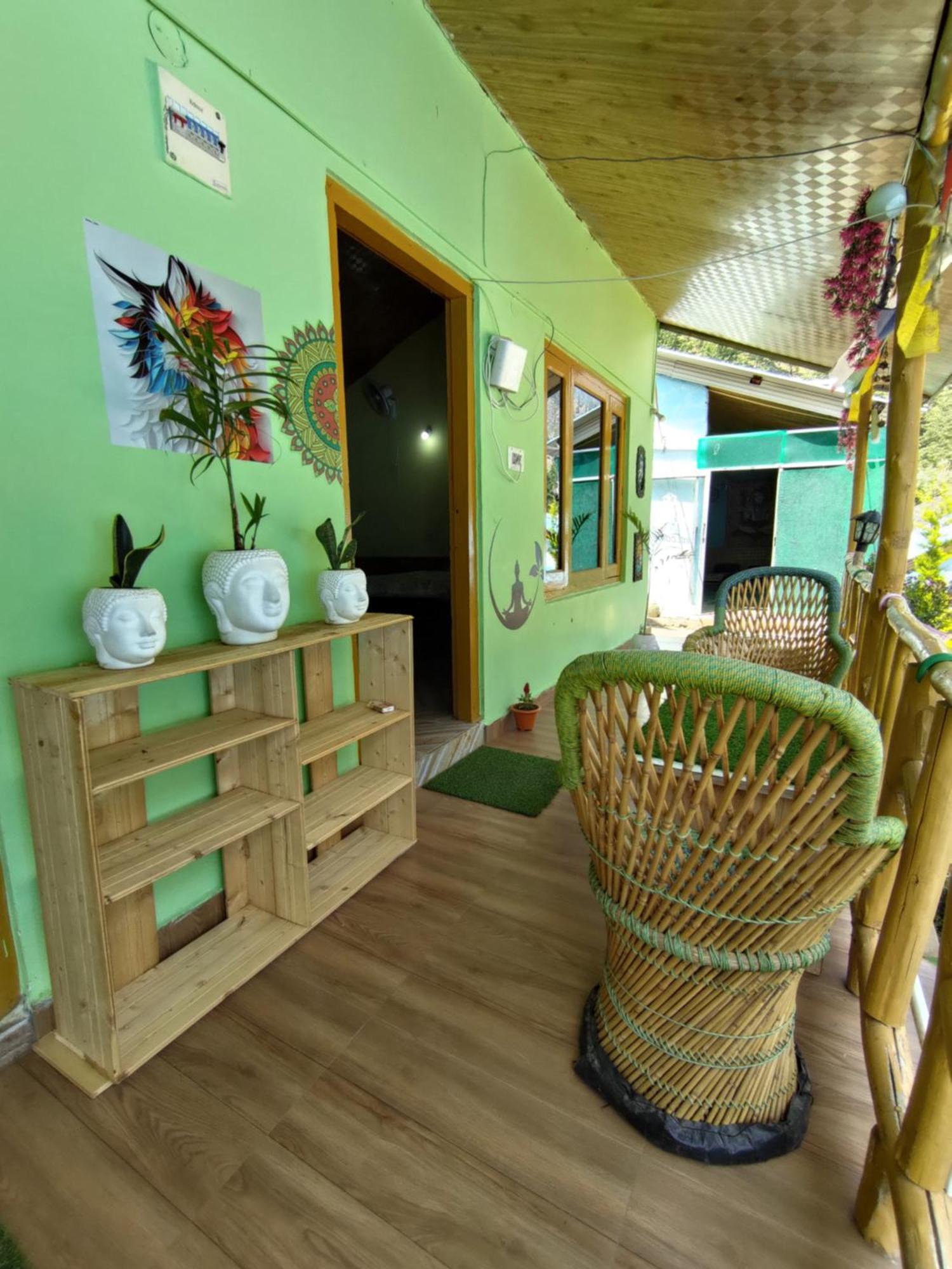 Lee Garden Himalayan Wooden Cottages Kasol Exteriör bild