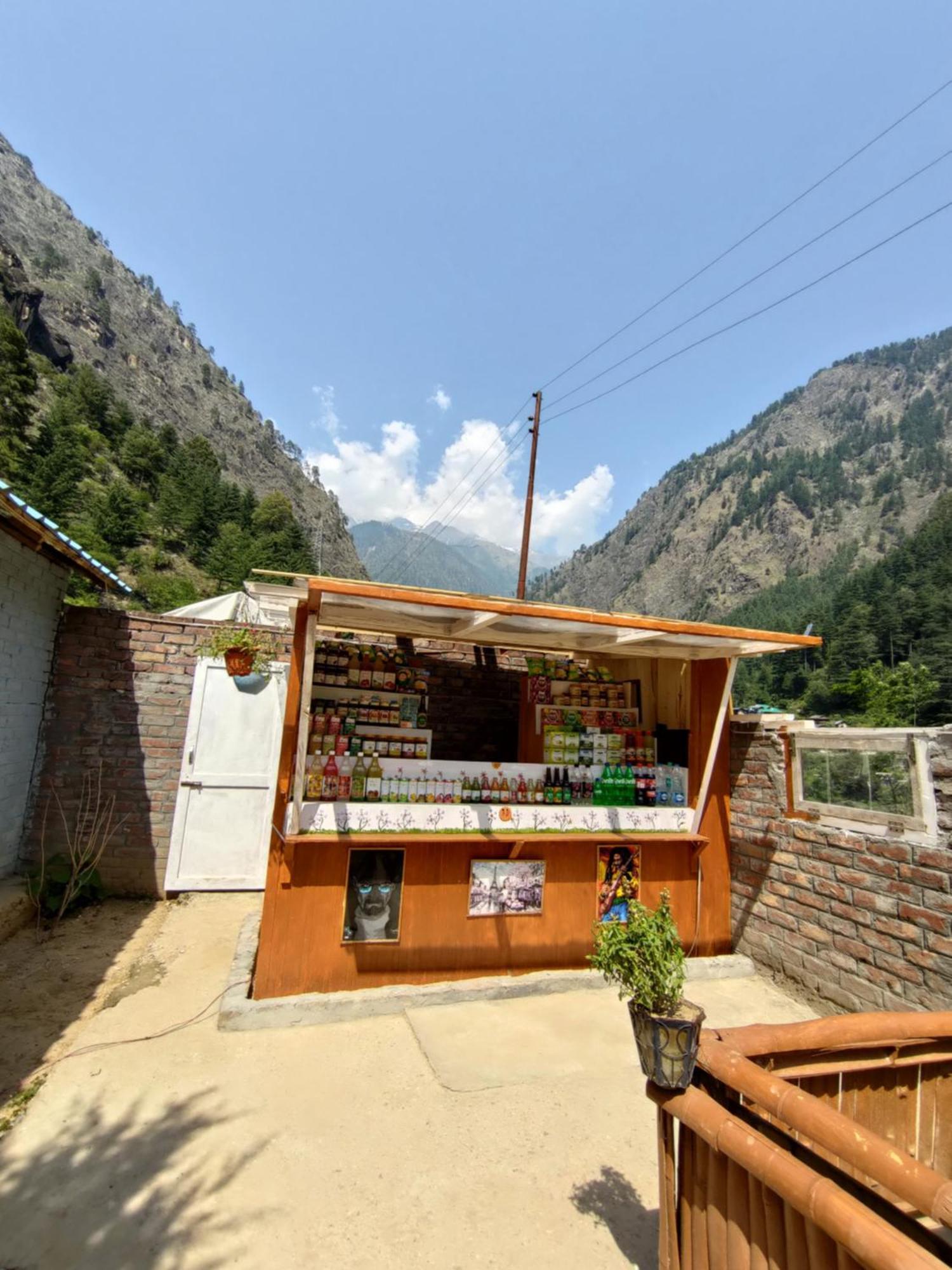 Lee Garden Himalayan Wooden Cottages Kasol Exteriör bild