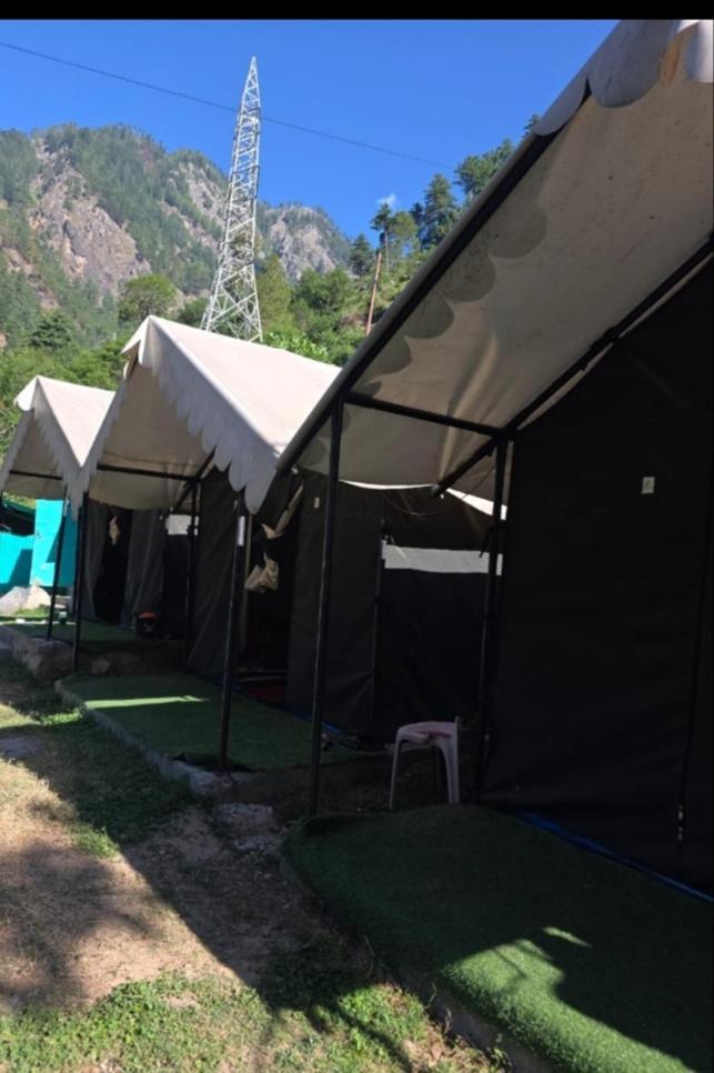 Lee Garden Himalayan Wooden Cottages Kasol Rum bild
